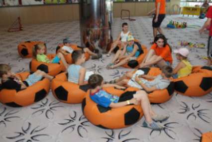 Полтысячи детей уже отдохнули в летних центрах штаба Ахметова