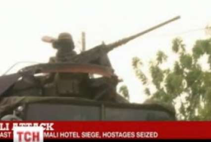 У Малі скоєно збройний напад на готель, серед заручників громадянин України