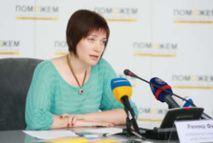 Гуманитарный штаб обсудит проблему с доставкой медикаментов раненым мирным жителям Донбасса