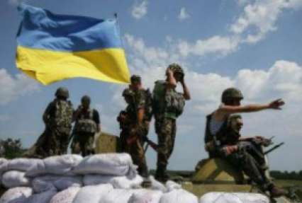 Украинские военные пытаются предотвратить дальнейшие атаки террористов
