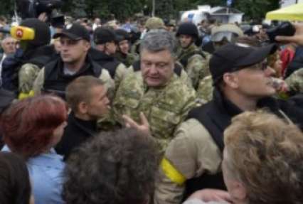 Порошенко рассказал о ситуации на Донбассе