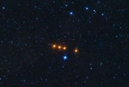 Астрономы обнаружили возле Земли целое семейство потенциально опасных астероидов-