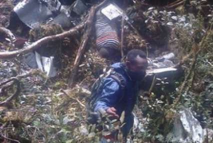 Авиакатастрофа в Индонезии: найден черный ящик и сгоревшие тела пассажиров