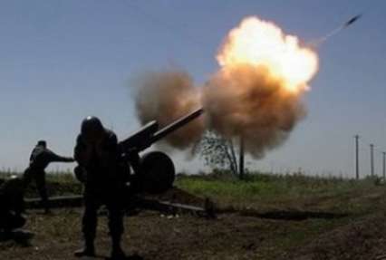 Боевики обстреляли из артиллерии несколько поселков – Штаб
