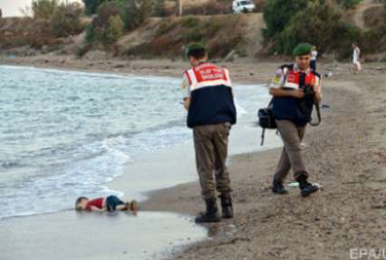 Фото стыда: кем был погибший в Турции маленький сириец