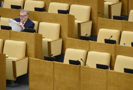 Госдума оставила компенсации не переизбранным депутатам