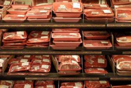 Из-за чумы Беларусь запретила мясо из Украины