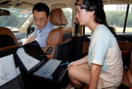 Китайцы проверили в деле автомобиль, управляемый силой мысли