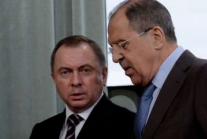 Лавров и Макей обсудили ситуацию на Донбассе