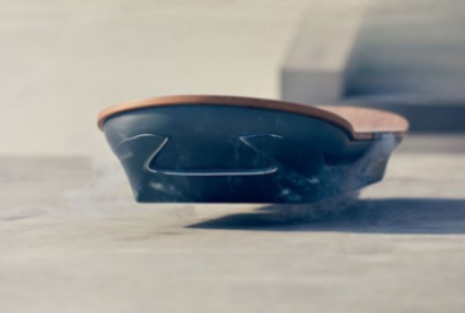 Lexus объявил дату выпуска летающего скейтборда (видео)