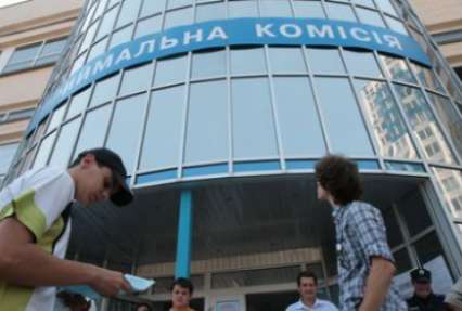 Минобразования продлило вступительную кампанию