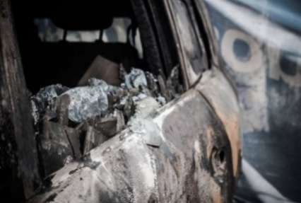 Миссия ОБСЕ не планирует прекращать деятельность из-за поджога автомобилей
