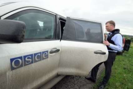 Миссия ОБСЕ зафиксировала более 300 взрывов в районе Донецкого аэропорта