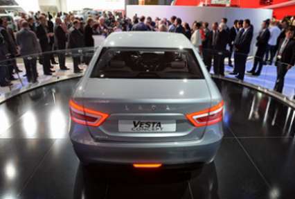 Новая Lada Vesta впервые попала в ДТП
