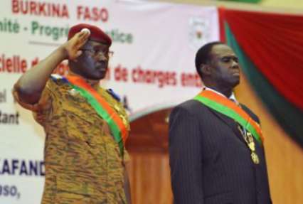 Охрана президента Буркина-Фасо задержала его и премьер-министра страны
