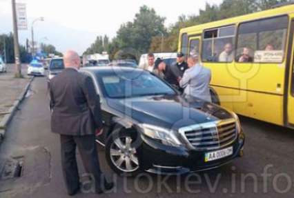 Полиция остановила машину Григория Суркиса за маячки (фото)