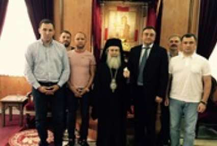 Помиритесь с русскими. Патриарх Иерусалима обескуражил нардепов из Киева