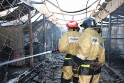 Пожар на рынке в Новой Москве потушили с помощью вертолетов