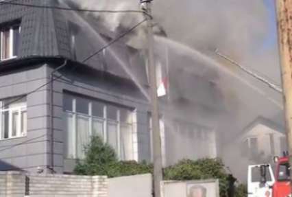 Пожар в офисном здании на Стеценко в Киеве ликвидирован