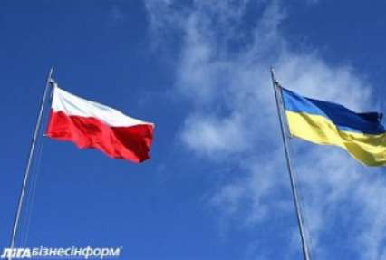 Правительство Польши одобрило выделение Украине 100 млн евро