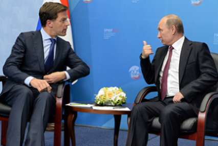 Путин рассказал голландскому премьеру о бесполезности трибунала по «Боингу»