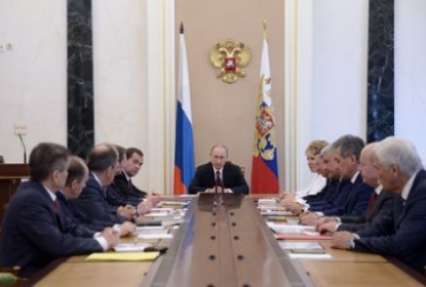 Путин собрал Совбез РФ на оперативное совещание из-за ситуации в Украине