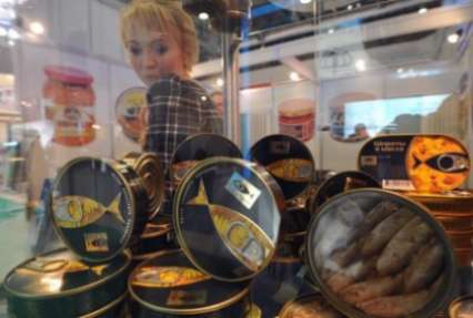 Роспотребнадзор запретил ввоз рыбных консервов из Латвии