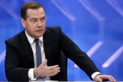 Россия не будет продлевать контракт с Украиной на газ, потому что это не выгодно – Медведев