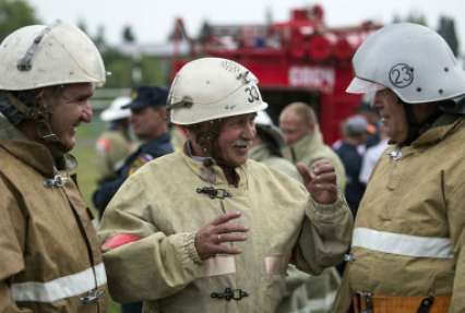 Россияне не рвутся на помощь огнеборцам: лишь 2% состоят в добровольных пожарных дружинах