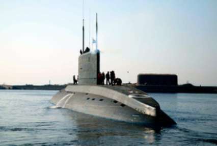 Российская подводная лодка была замечена возле базы ВМС США