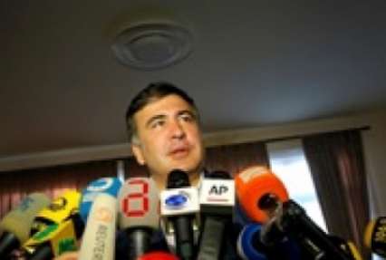 Саакашвили просит пограничников не пускать Тимати в Одессу