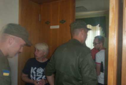 Саакашвили встретился с противниками назначения Гайдар