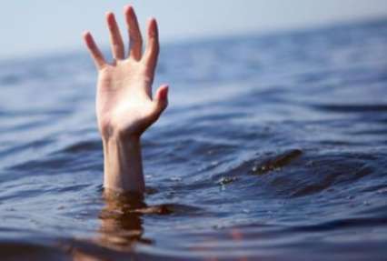 Смерть на воде: в Днепропетровске со дна достали труп девушки