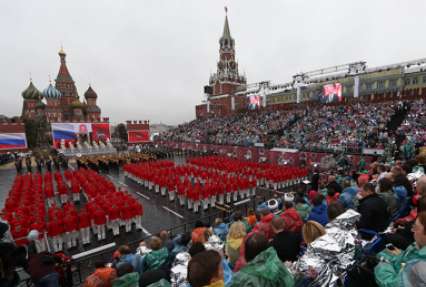 СМИ оценили День города в Москве: смета за год выросла вдвое, а на разгон облаков зря потратились