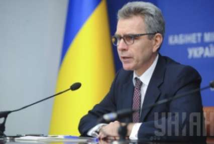 США твердо настроены поддерживать Украину и считают незаконной аннексию Крыма - посол Пайетт