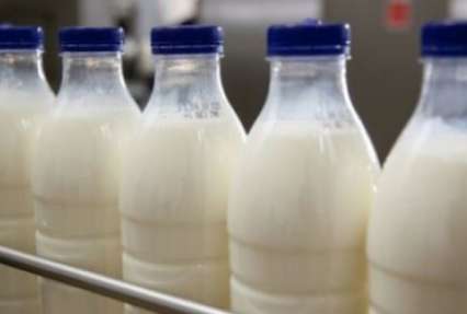 Ученые установили насколько вредно магазинное молоко