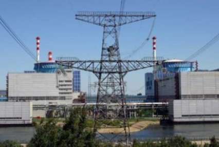 Украина вынужденно возобновила импорт электроэнергии из РФ