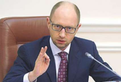Украина выплатила все долги и предотвратила дефолт – Яценюк