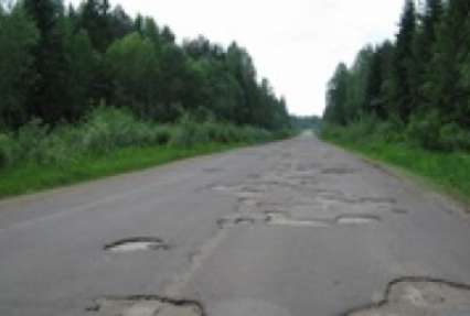 Укравтодор назвал 10 самых плохих автомагистралей Украины