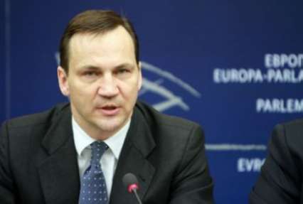 В декабре ЕС может столкнуться с серьезными проблемами из-за санкций – Сикорский