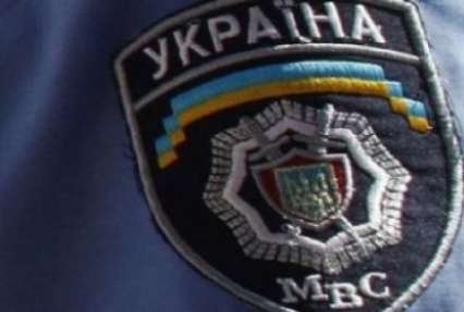 В Днепродзержинске 6 человек совершили вооруженное нападение на милиционеров