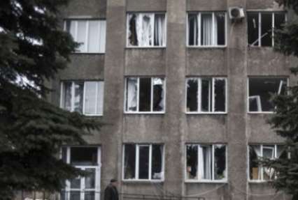 В Донецке начался вечерний обстрел