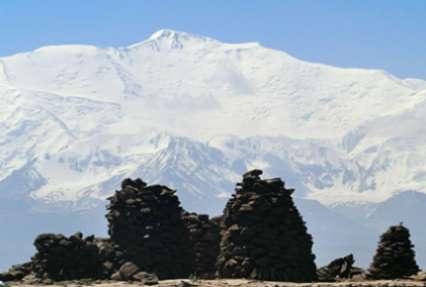 В горах Киргизии погибли трое российских альпинистов