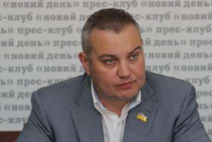 В Херсонской области продолжают работать чиновники режима Януковича – губернатор