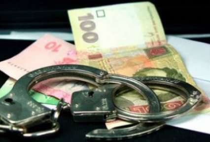 В Киеве поймали мошенника, который украл у военного 45 тысяч гривен, собранных на лечение