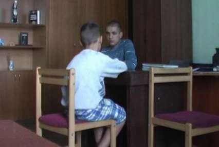 В Киеве ребенок сбежал от матери, которая грозилась отдать его в детский дом (фото)