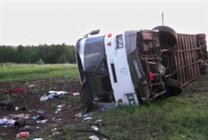 В России столкнулись два автобуса: погибло 11 человек