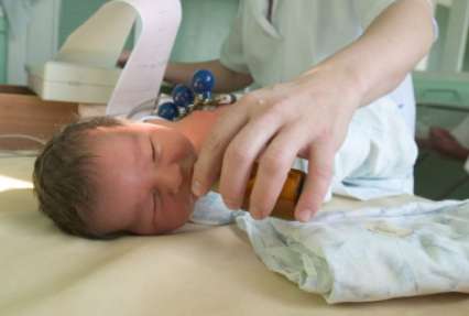 В России впервые смогла родить ребенка женщина, прошедшая полный курс лечения от рака