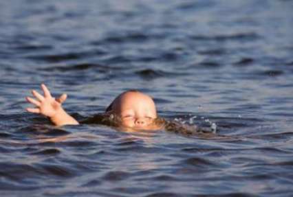 В Ровенской области утонула 5-летняя девочка