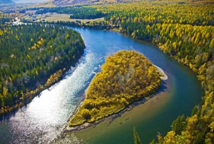 В Якутии ищут виновников утечки нефти в реку Лена